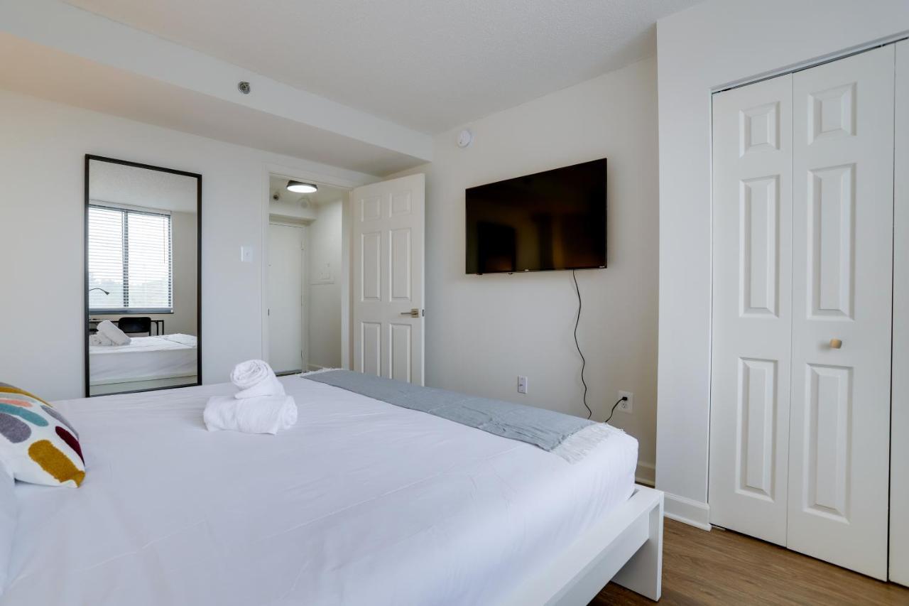 Modern & Charming Apt With Rooftop @Pentagon City Arlington Exteriér fotografie